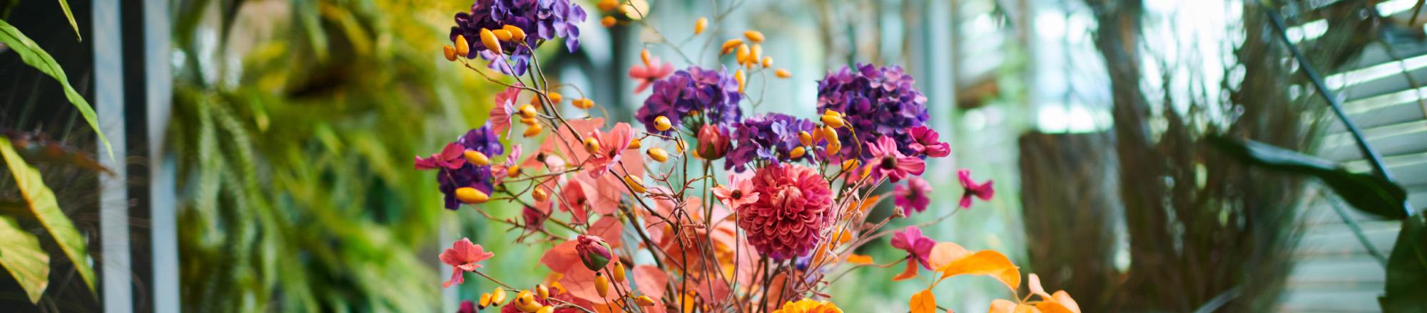 DIY: Herfstboeket van kunstbloemen