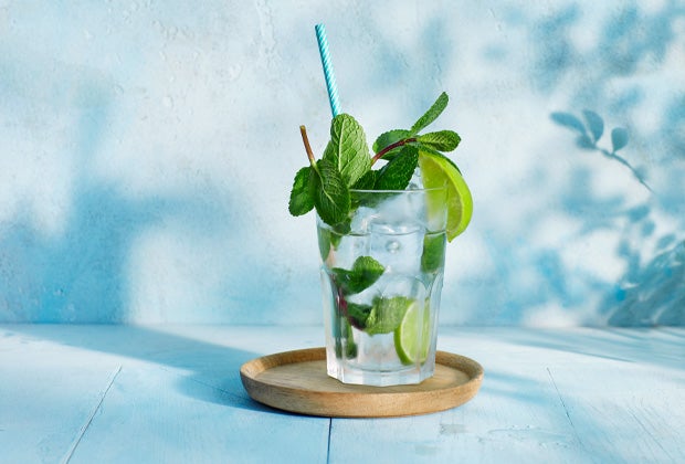 Alcoholvrije mojito met limoen & munt
